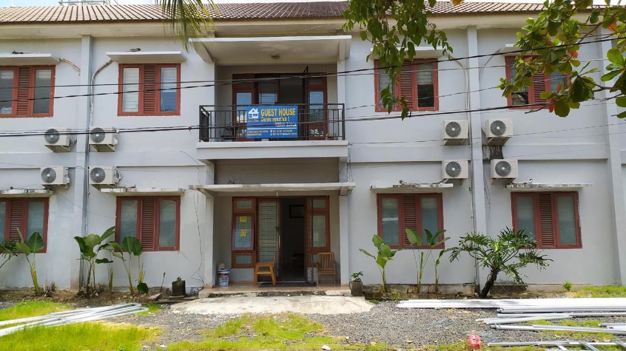 Oyo 3760 Gatsu Syariah Kebun Bunga Hotel Banjarmasin  Exterior photo